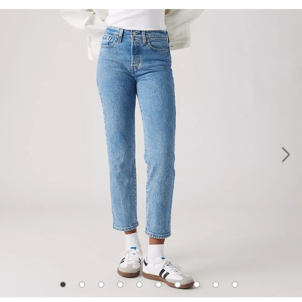Levi’s wedgie straight fit jeans